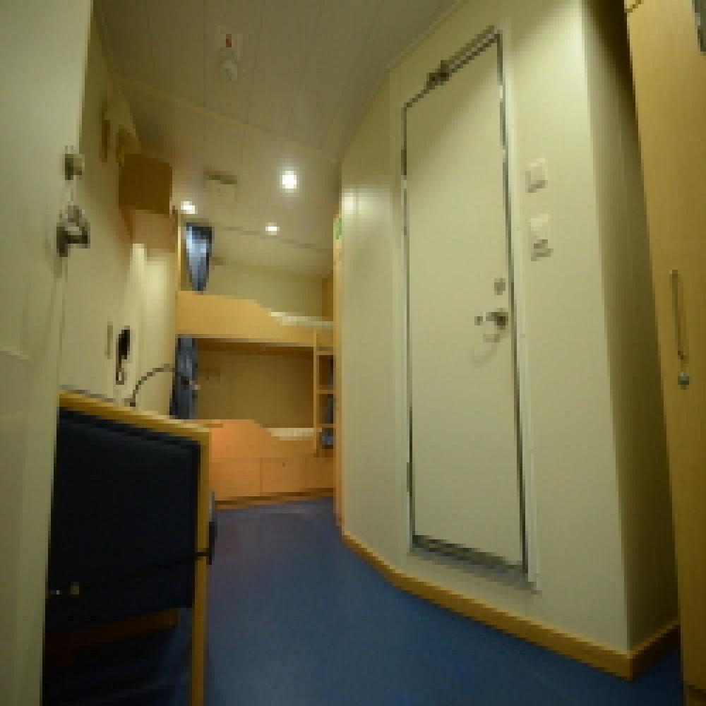 MARINE ACCOMMODTION FIRE CLASS INTERNAL & EXTERNAL DOORS