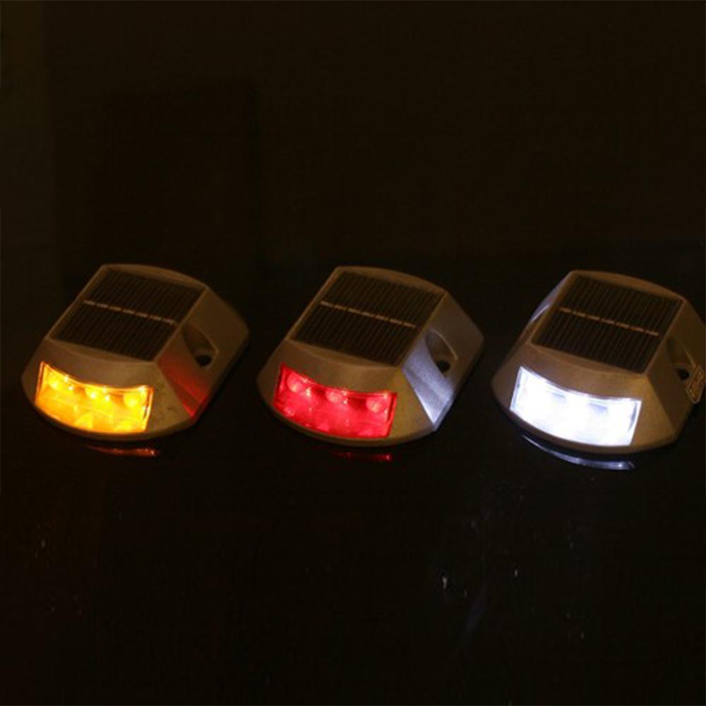 Solar Road-Side Warning Lamp(STL-RS) adopted EDLC(Super-Capacitor : Electric Double Layer Capacitor)