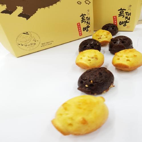 Doreumeong Black Pork Bread | Clean natural health food, bakery, cookie, dessert OEM, ODM, OBM, Menu consulting, Jesu Island, Healing, Health, Planet Jeju, Dorumung Black Pig, Jeju Bakery, Local Food, HACCP