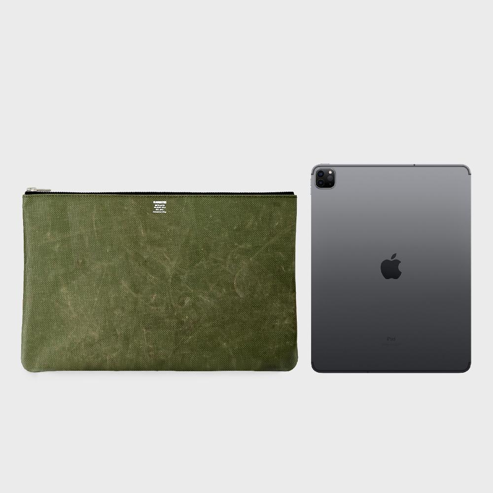 Pouch Bag_Tiger_XL | Military fashion, Upcycling,Vintage,Military Tent,Kaneitei,bag,Sustainable, Fashion Accessories, Fashion bag, fashion supplies, T-shirt, fashion people