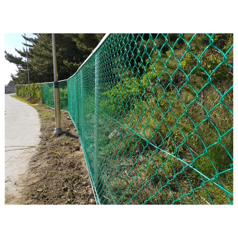 CHAIN LINK FENCE
